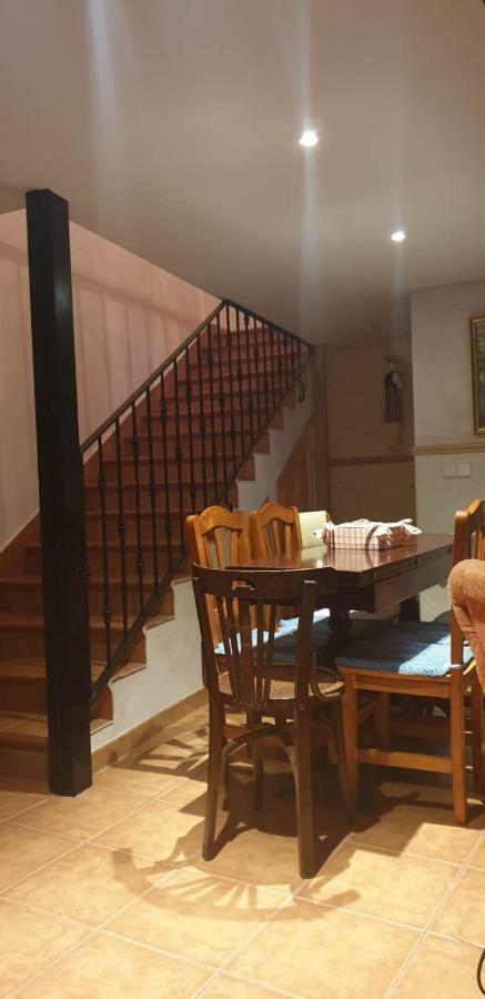 Apartamento Rural La Muralla De Pedraza Chavida Exterior photo